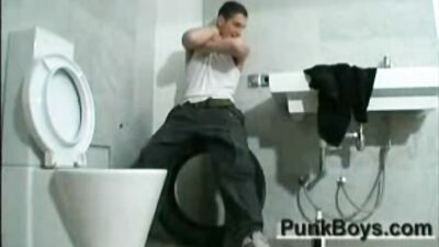 Pounder of the Day - Boris