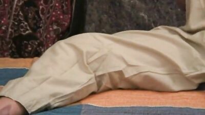 Two Huge-Dicked Muscle Men Going at It Raw in a Bareback Blowjob