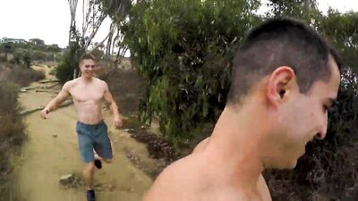 Beautiful Musclemen Going Raw in the Ass!