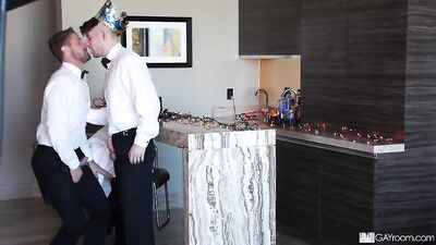 Happy Ending: The New Years Eve Porn with Connor Halsted and Wesley Woods