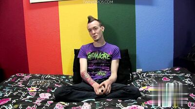 "Girth and Mirth with Chris Jett: A Bi-Curious Adventure."