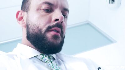 Golden Foot Worship - The Podiatric Pervert