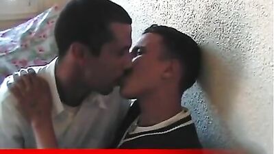 Unleashing the Passion of an Algerian Honey Pot