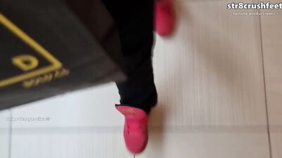 Gay Foot Worship Between Friends in the Dorm Room