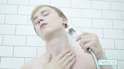 Cocksman Liam Gets Wet and Wild with his Fleshy Member, Basking in the Bliss of Self-Pleasure!