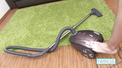 Ecstatic Emissions From A Hot And Bothered Beefcake!