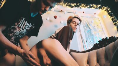 Rewritten: Gingerbread Dudes Get Baked & Fucked on Xmas Eve.