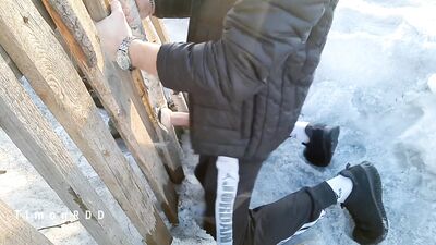 Guy fucks a fence in the village and presents a virtual fag