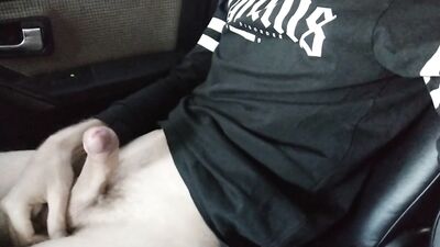 guy jerking off dick in taxi