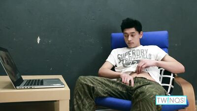 Epic Orgasmic Moment as Big Dick Logan Js Off to Gay Porn and Cums!