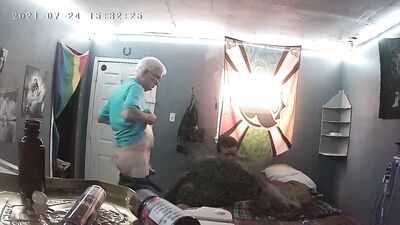 "Papa Bear Fucks His Little Cub"