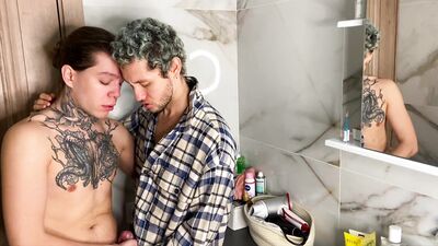 Gentlemanly Harry gets pleasured by a fierce biker in a sexy laundromat