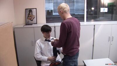 Lex the Blonde Bombshell entices the innocent Charlie Slippery in the office