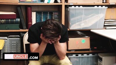 Mall Bound: Officer Jones and the Stolen Goods Thief