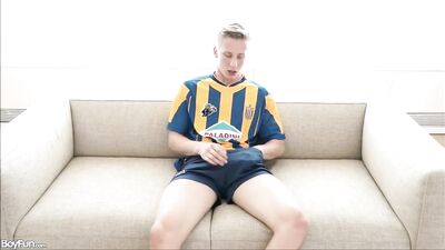 Jerks and Jets: The Mile-High Orgasms of Hunky Pilot Lukas Pryde