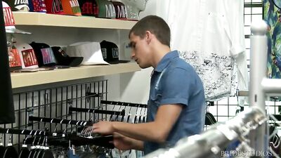 Anonymous Encounters in the Dark with a Hunky Stranger!