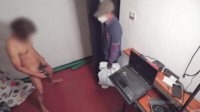 Gentlemanly package carrier