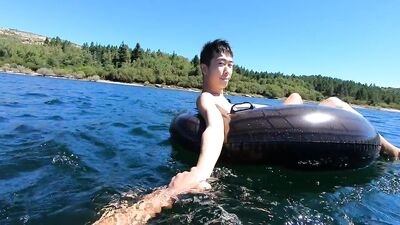 Cruising in the Woods with a Twink and a Stallion: Gay Amateur Porn at its Best