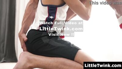 A Blowjob That Would Make His Jaw Drop and His Eyes Pop Out! - BigDickBoyXXX