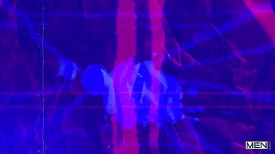 Blinded by Cum: An American Hardcore Porn with Three Muscular Men without a Cap!