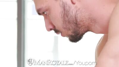 Tender Touch in a Gentleman’s Spa