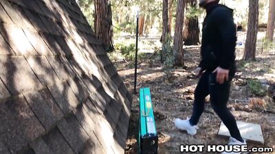 Big Daddy Takes on a Young Top in Raw, Unprotected Sex