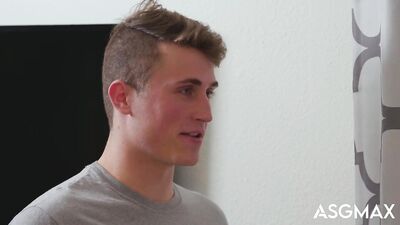 Straight Athlete Jack Johnson Gets Double Penetrated by Randy Roomie