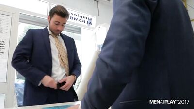 ANDYS ASSHOLE STRIKES GOLD WITH DARIOS COCK IN SENSUAL REPARATION SESSION