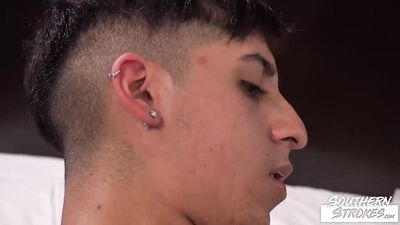 A Soft Touch: A Gentlemans Sensual Massage with a Lovely Young Man