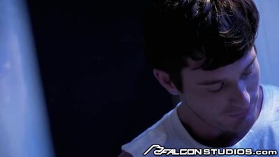 FalconStudios Brent Corrigan bottoms for Skyy Knox