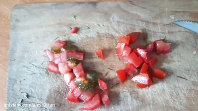 A horny teen with a big dick cooking breakfast for you and fills it with fresh sauce from his sperm