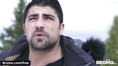 BROMO - Twink gets spitroasted by 2 big cock