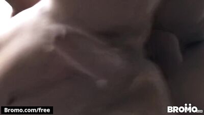 BROMO - Twink gets spitroasted by 2 big cock