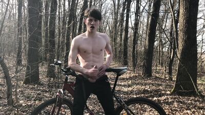 Horny Teenager and Hot trip by bicycle ! 1 - TRIP. 2 - CUMSHOT ! / BIG DICK