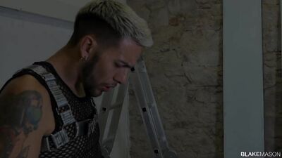 Macho Latino Titan Edgar barebacks pierced ass Alejandro Martinez