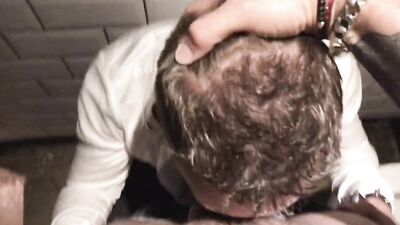 Boys on Boys: Nightclub Blowjobs