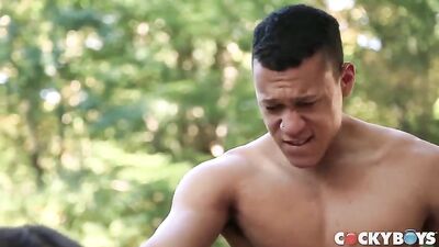 Justin Dean gets pounded by Jay Mercer