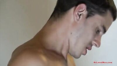 Amateur sex between Brazilians