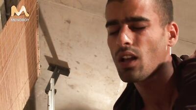 Algerian passive bear who loves to get fucked in doggy style