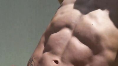 Fucked by a bodybuilder