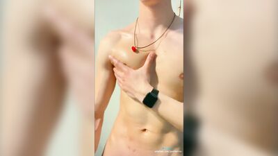 I cum all over my chest and rub it in in the sexiest way ????????????