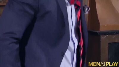 MENATPLAY Classy Businessman Xavi Duran Anal Fucks Blond Gay