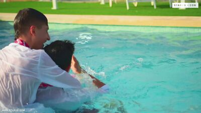 STX INTERNATIONAL COLLEGE SEASON 2 : THE POOL SCENE