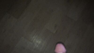 Gagging and sucking my big cock until it's cum !