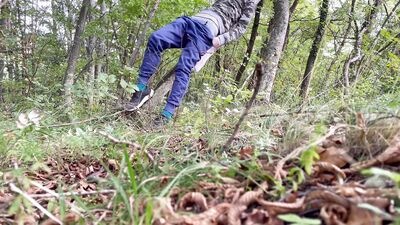18 years old naughty boy jerks off on a tree