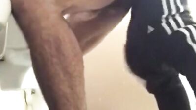 Teens fuck in school bathroom