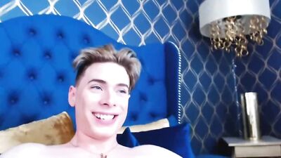 Gay guy with big dick