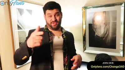 Realtor fucks his client before he moves in