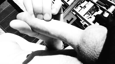 Pija Latina Masturbates Very Hot in the PARK..2