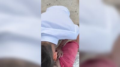 Getting my Cock Sucked at the Beach by a Cute Twink while People are Walking Nearby - Risky!